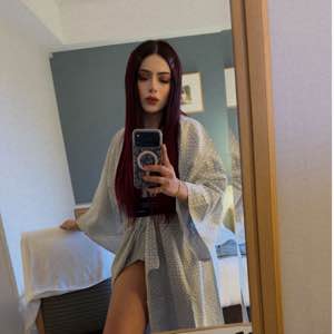 Lenzy Flores
