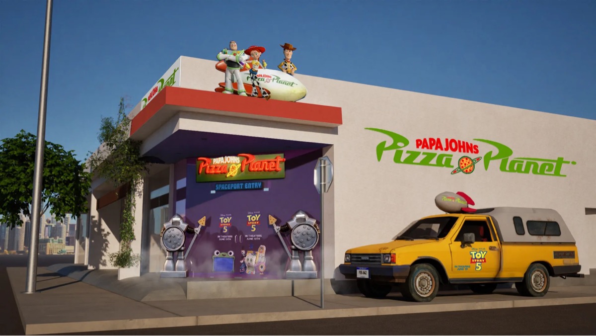 Papa Johns Pizza Planet 🍕